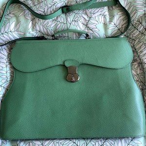 Hester Van Eeghen green leather case